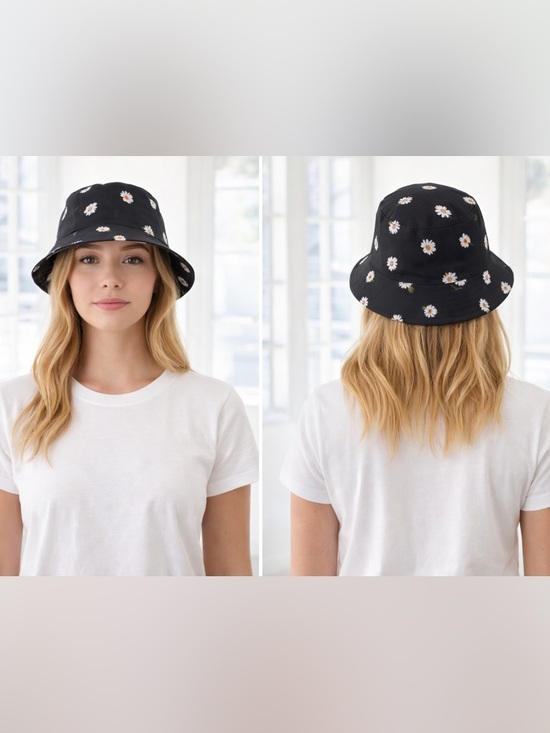 Alice + Olivia Accessories - Alice + Olivia Black Daisy Print Reversible Bucket Hat NWT